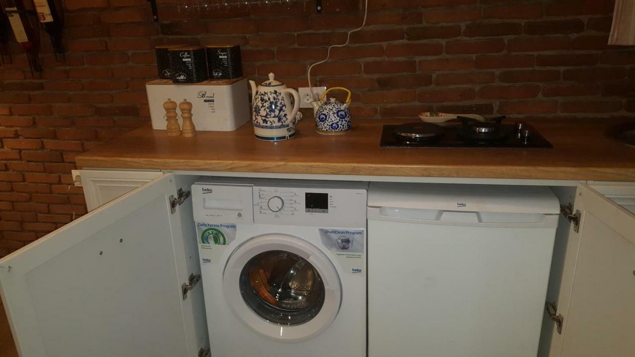 Karlsson Borjomi Apartment. Ngoại thất bức ảnh